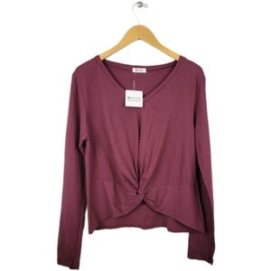 🆕️L.A.made Twist Front Vneck Longsleeve Top